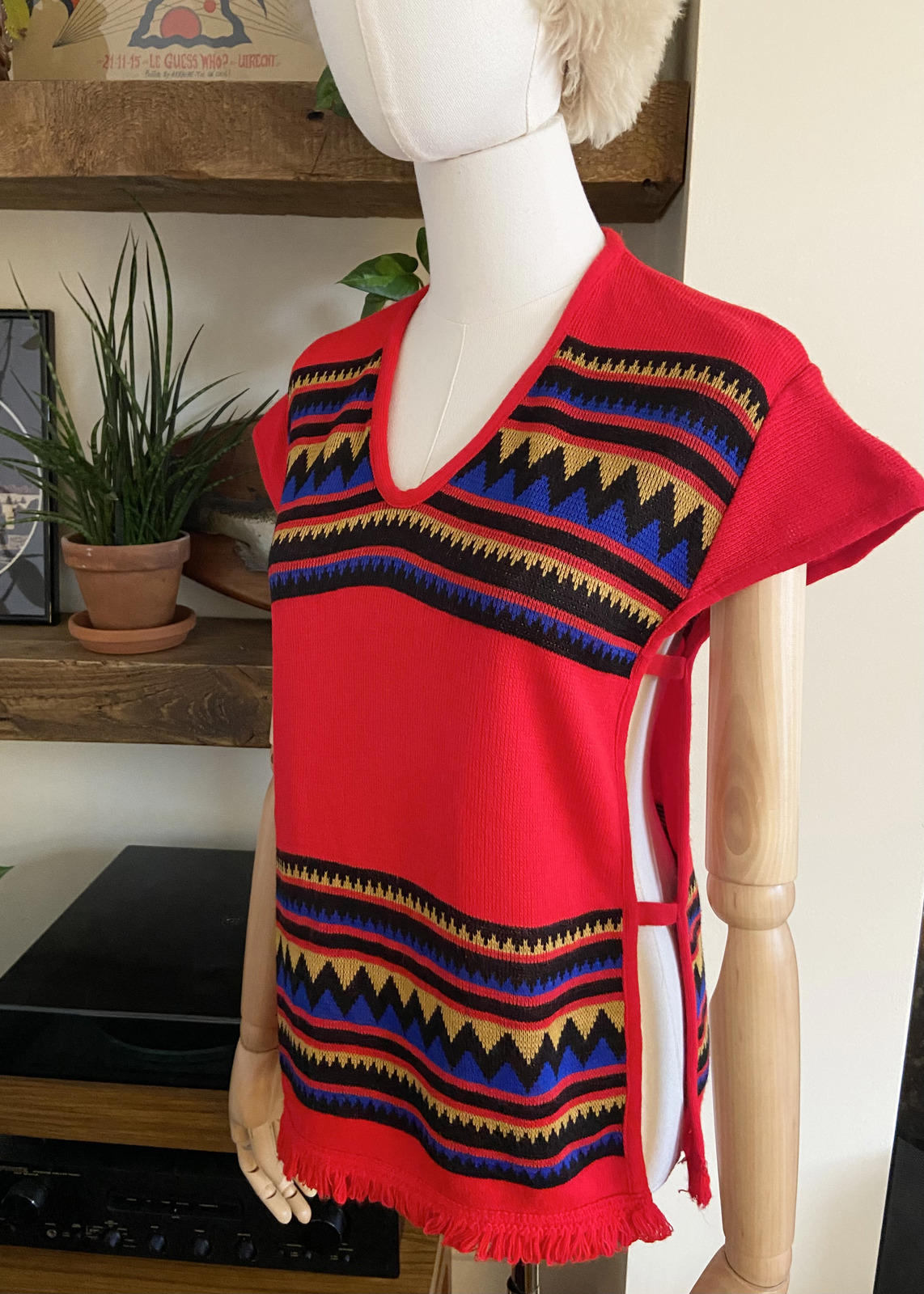 Vintage 1970s Red Southwestern Knit Top