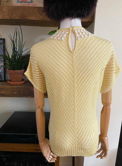 Vintage 1980s Lemon Crochet Collar Top