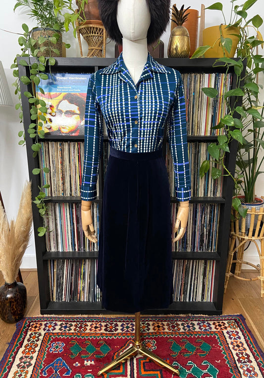 Vintage 1970s Navy Blue Velvet Skirt