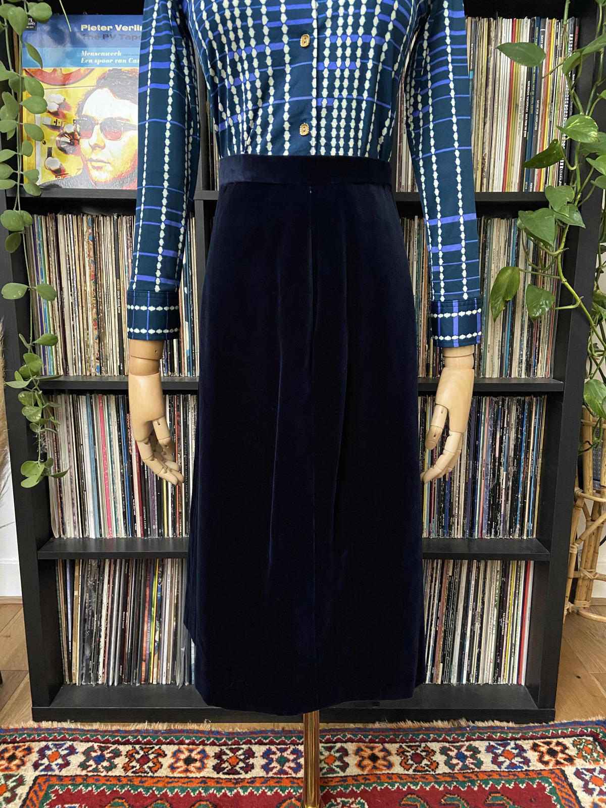 Vintage 1970s Navy Blue Velvet Skirt