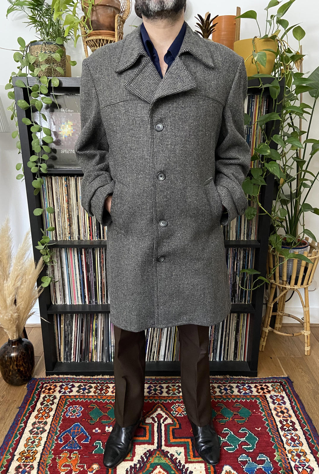 Vintage 1970s Grey Houndstooth Tweed Coat