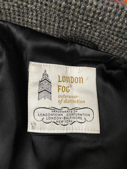 Vintage 1970s Grey Houndstooth Tweed Coat