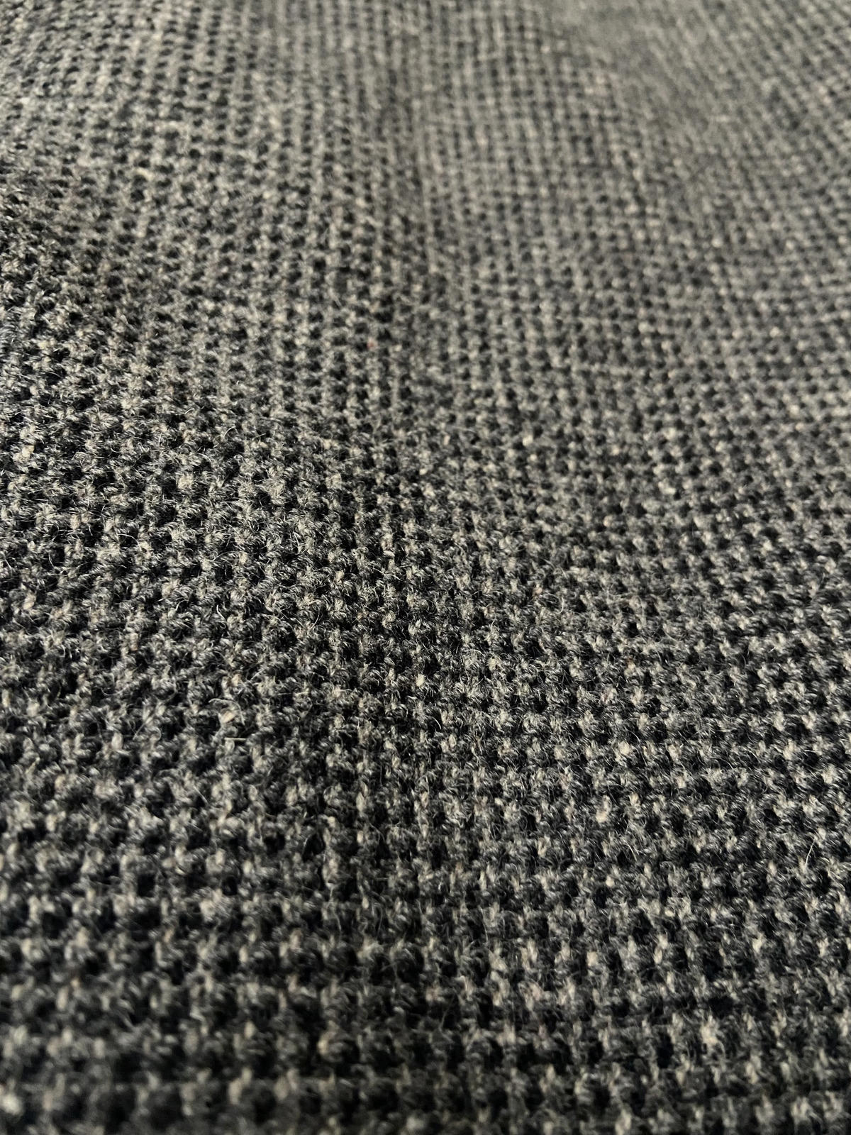 Vintage 1970s Grey Houndstooth Tweed Coat