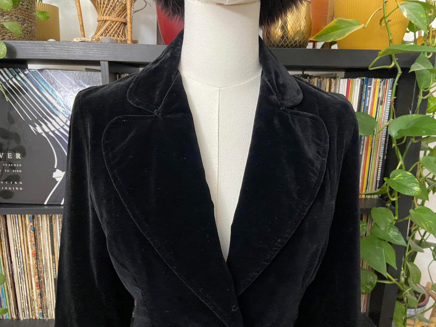 Vintage 1970s Black Velvet Blazer