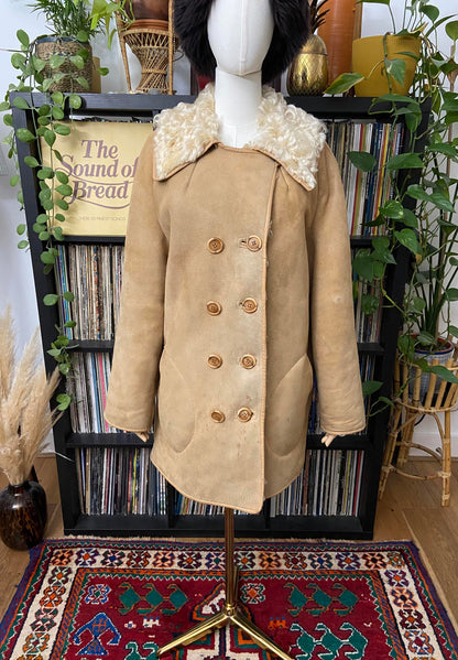 Vintage 1970s Beige Sheepskin Coat
