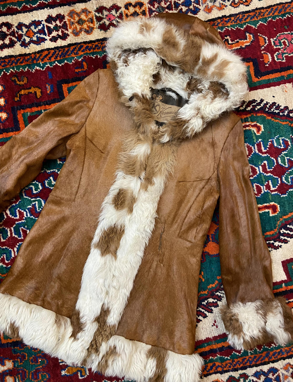 Vintage 1970s Tan Cowhide Hooded Afghan Coat