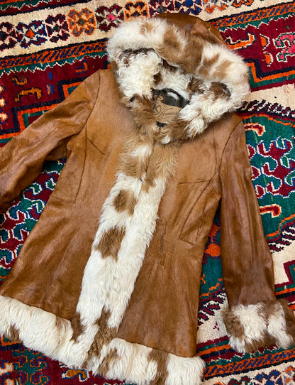 Vintage 1970s Tan Cowhide Hooded Afghan Coat