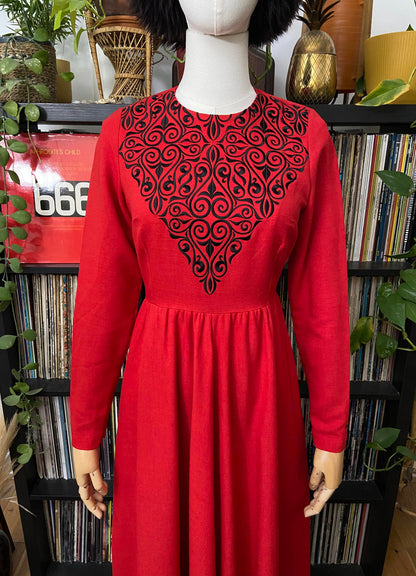Vintage Style Red Black Embroidered Maxi Dress