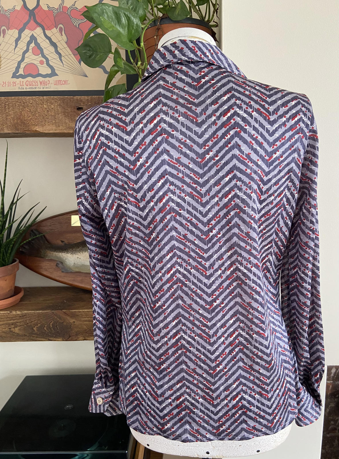 Vintage 1970s Grey Zig Zag Jersey Shirt
