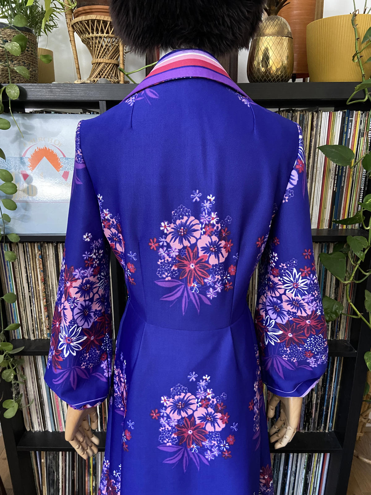 Vintage 1970s Purple Dagger Collar Dress