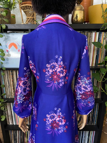 Vintage 1970s Purple Dagger Collar Dress