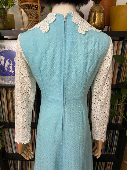 Vintage 1970s Lace Detail Prairie Dress