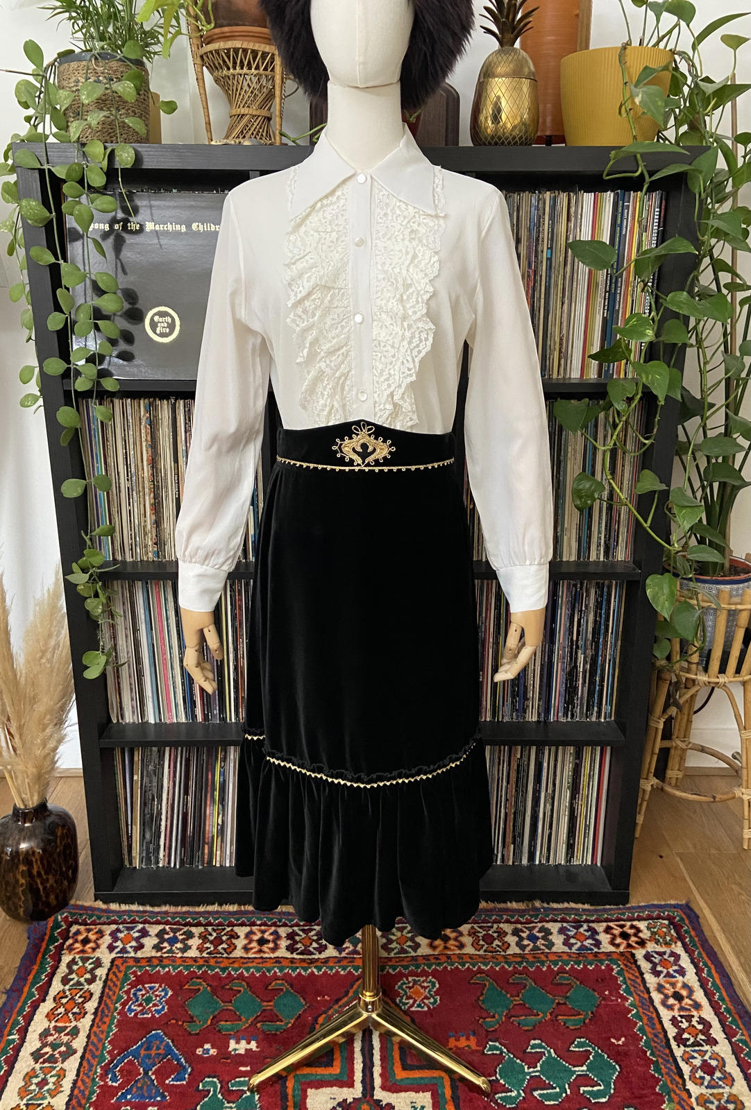 Vintage 1970s Black Gold Trim Velvet Skirt