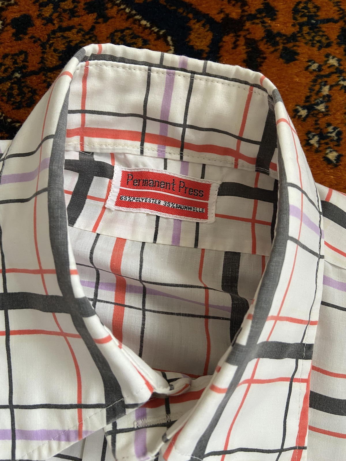 Vintage 1970s White & Red Dagger Collar Shirt