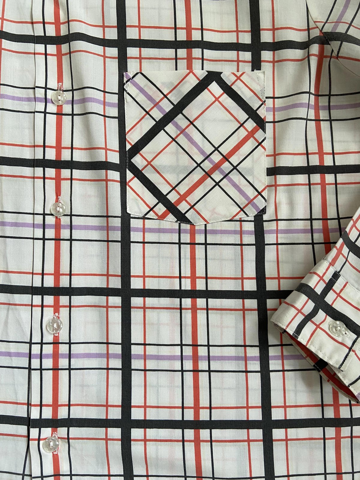 Vintage 1970s White & Red Dagger Collar Shirt