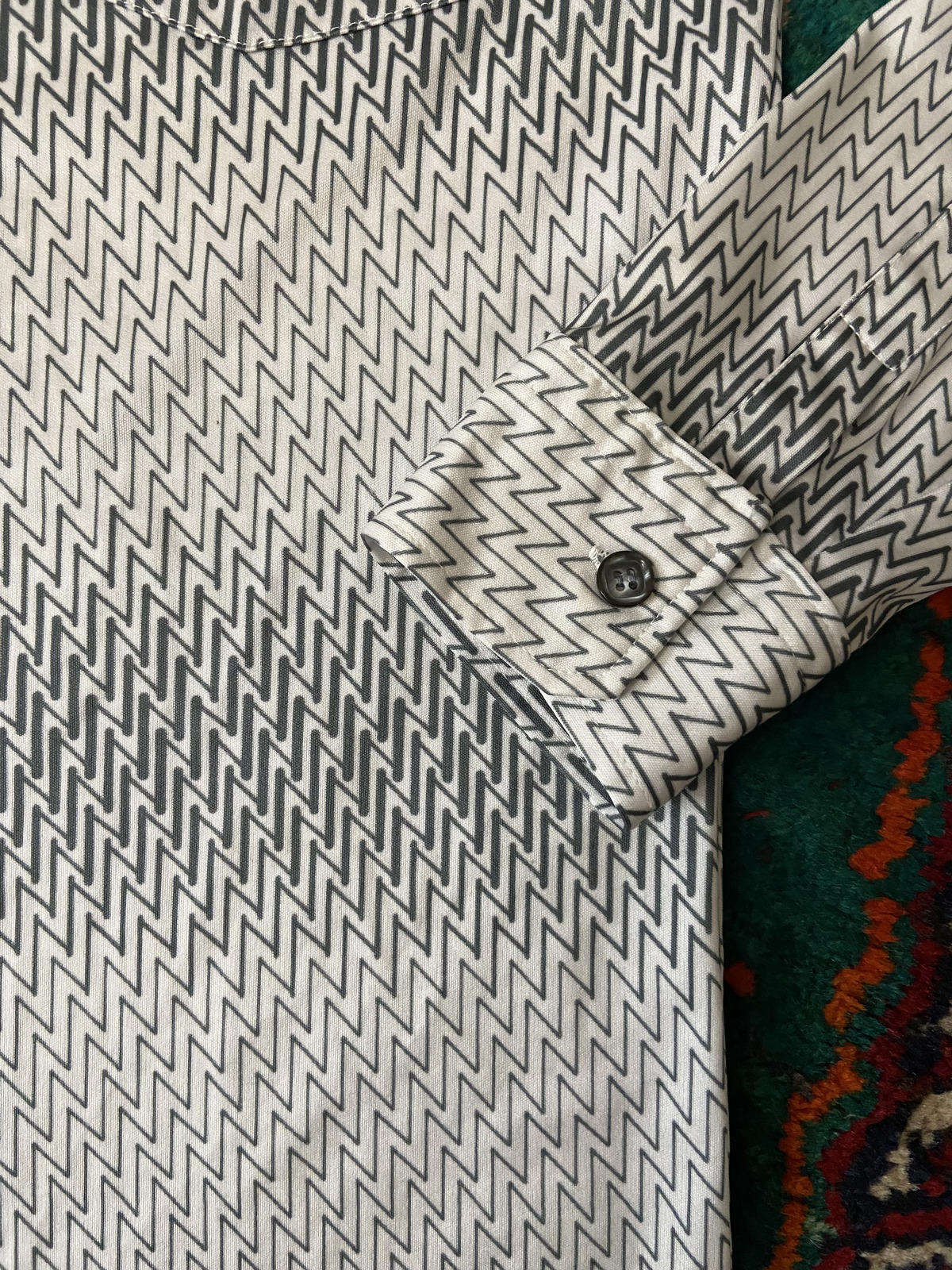 Vintage 1970s Japanese Zig-Zag Jersey Top