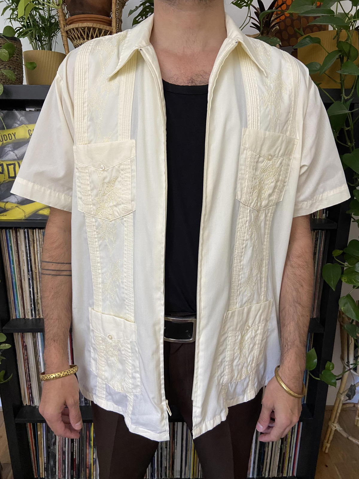 Vintage XL Cream Cuban Collar Guayabera Shirt