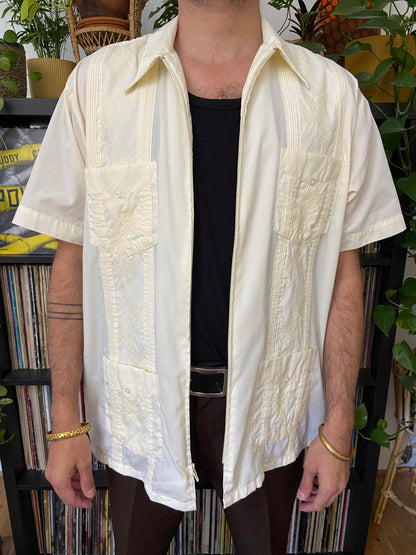 Vintage XL Cream Cuban Collar Guayabera Shirt