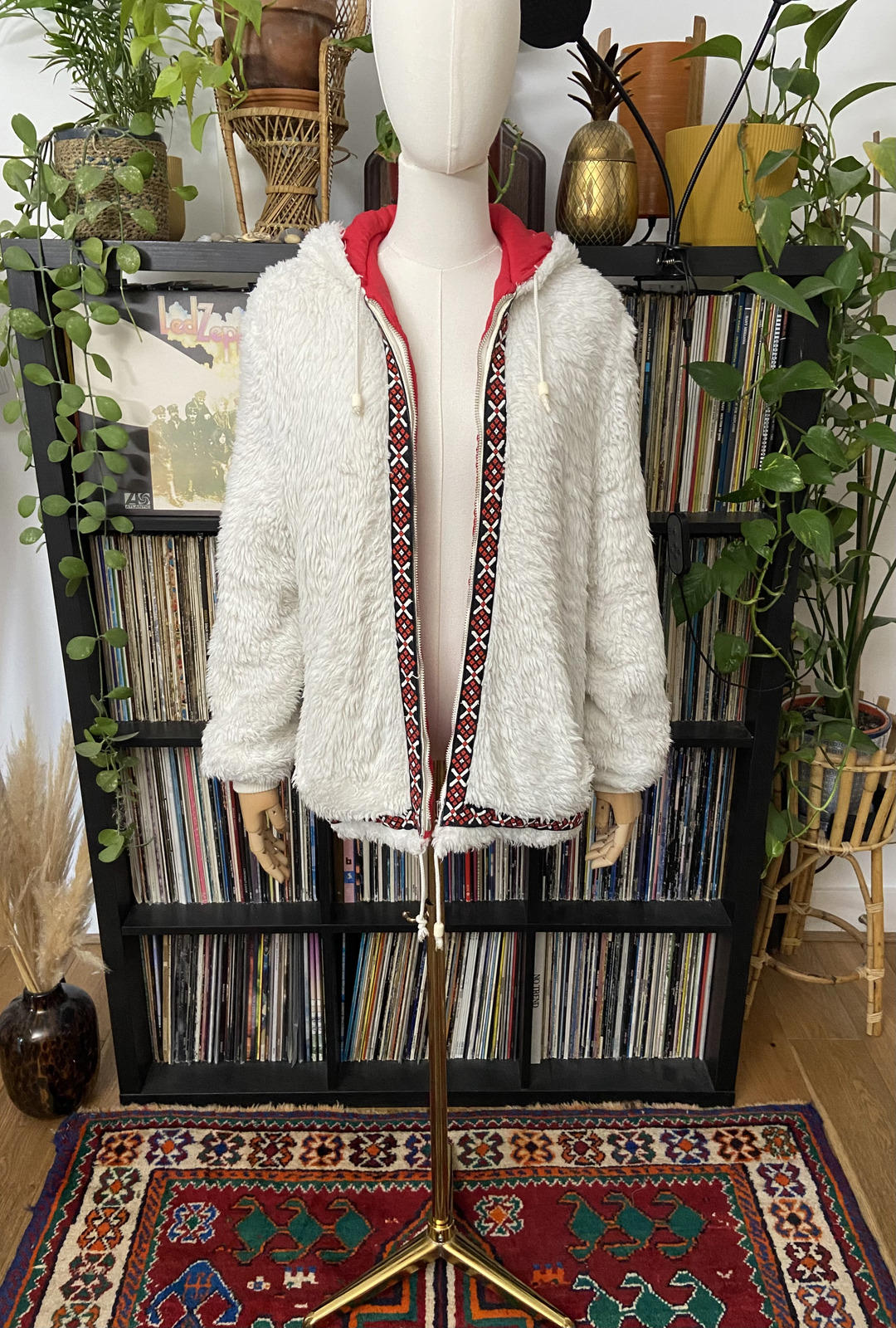 Vintage 1970s White Embroidered Trim Faux Fur Parka