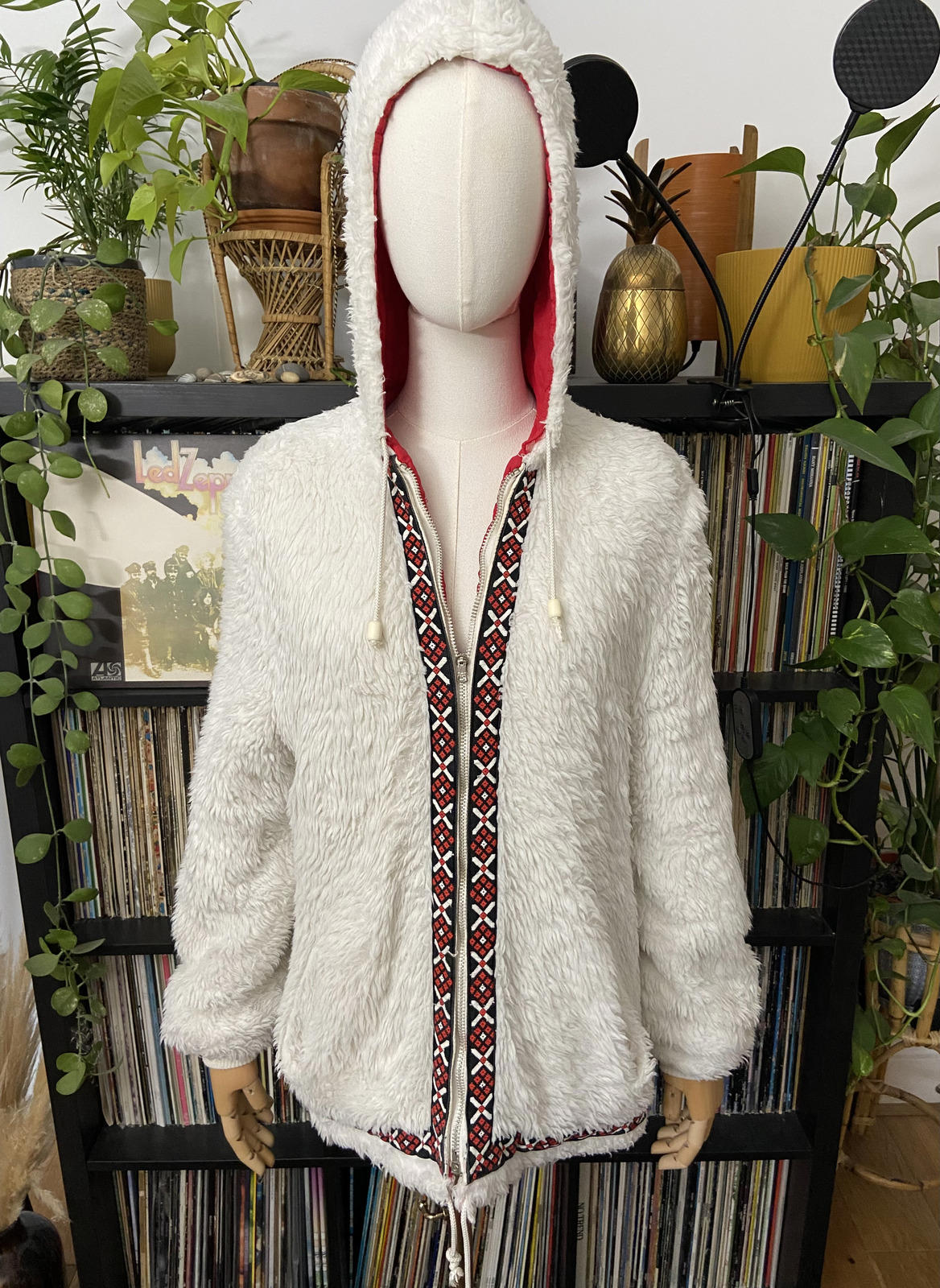 Vintage 1970s White Embroidered Trim Faux Fur Parka