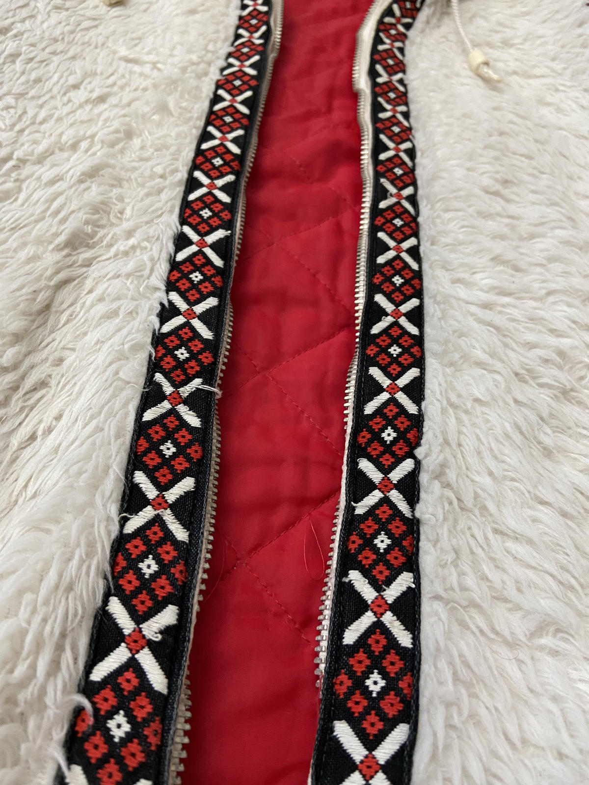 Vintage 1970s White Embroidered Trim Faux Fur Parka