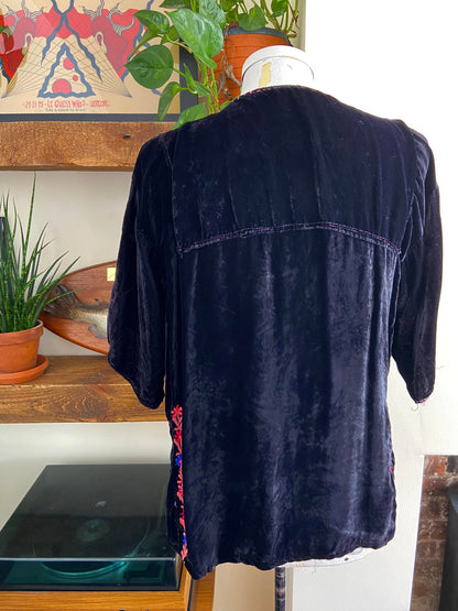 Vintage 1970s Black Velvet Embroidered Top
