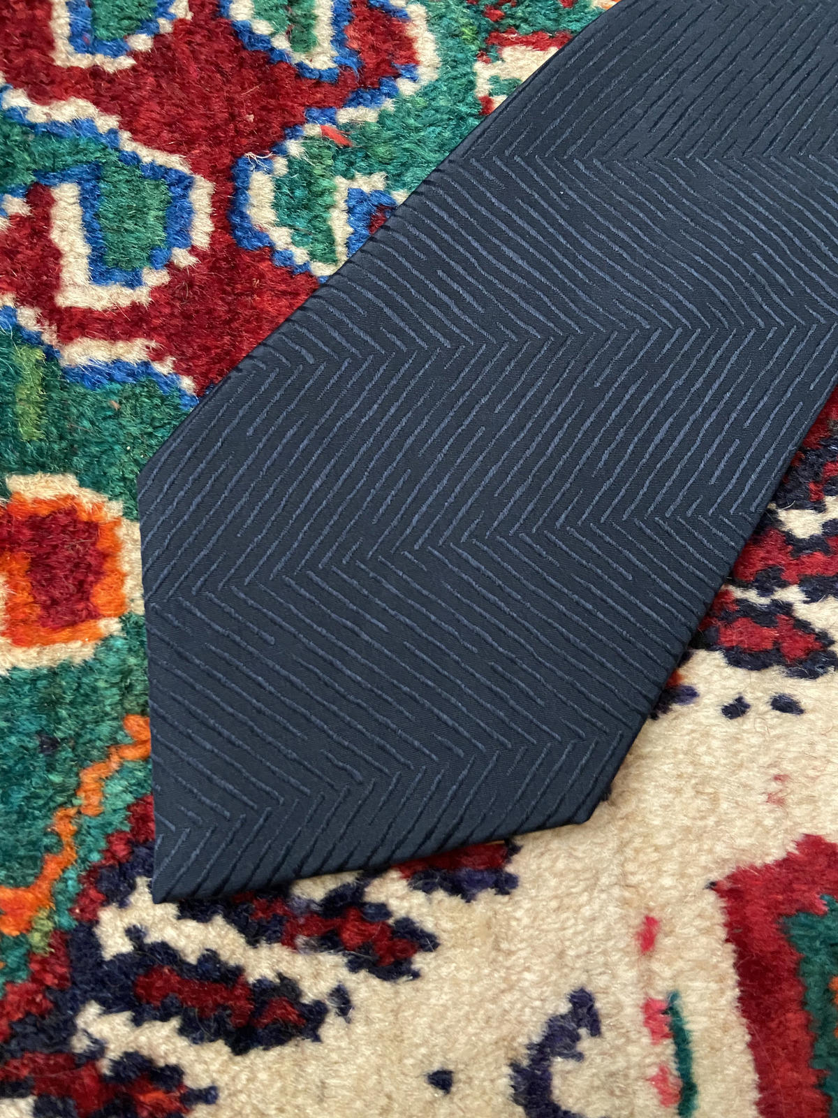 Vintage 1970s Yves Saint Laurent Navy Kipper Tie