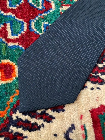 Vintage 1970s Yves Saint Laurent Navy Kipper Tie