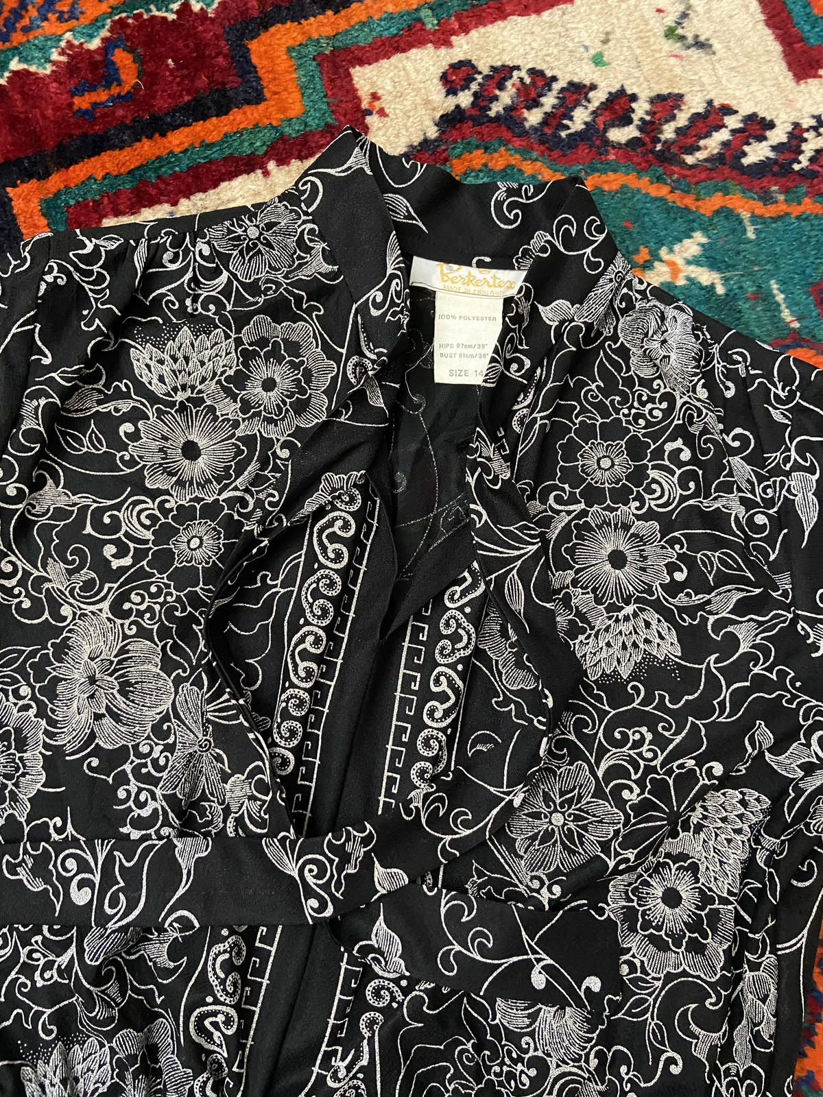Vintage 1970s Black White Pussybow Dress