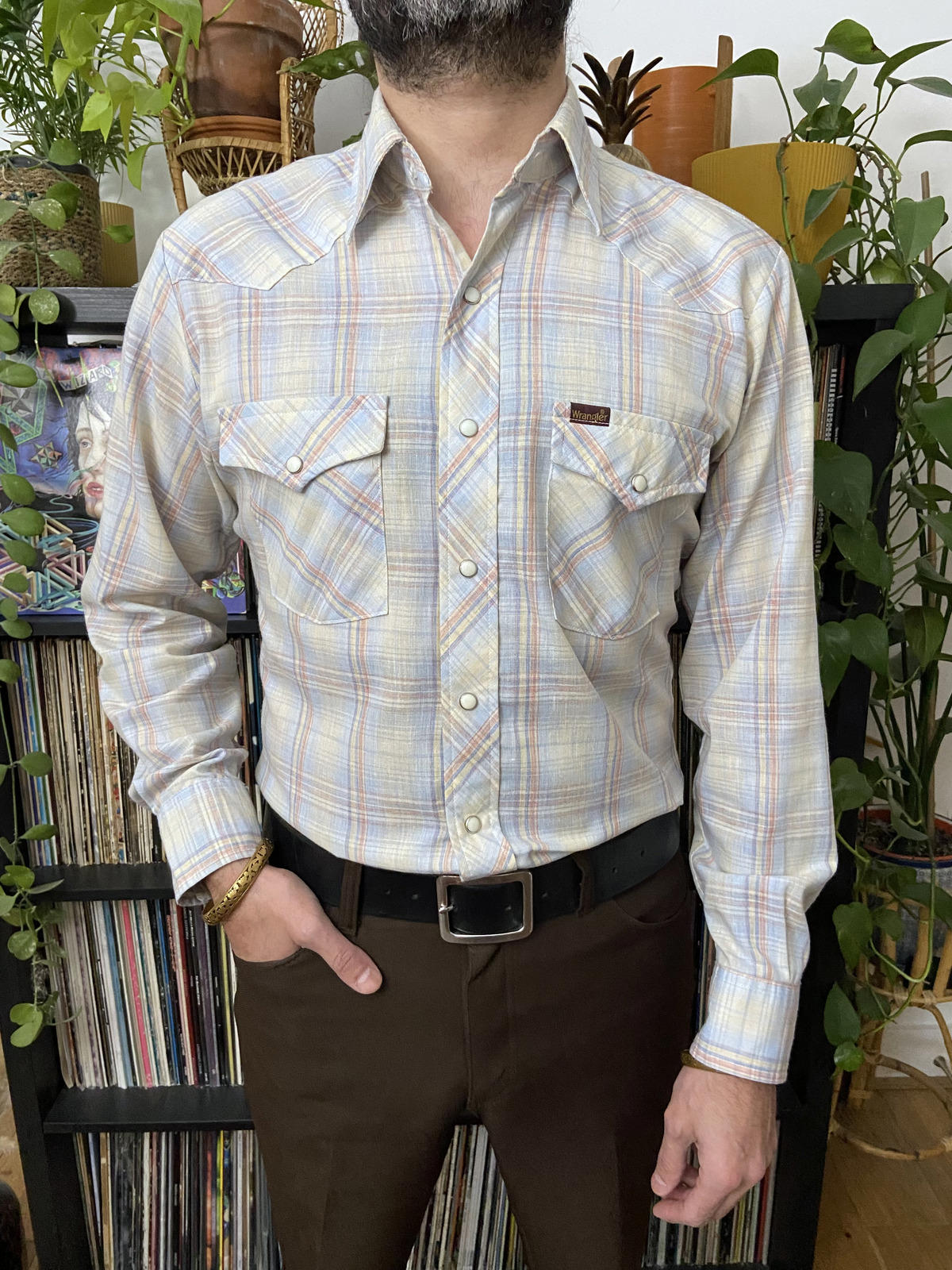 Vintage 1970s Pale Blue Rainbow Label Wrangler Western Shirt