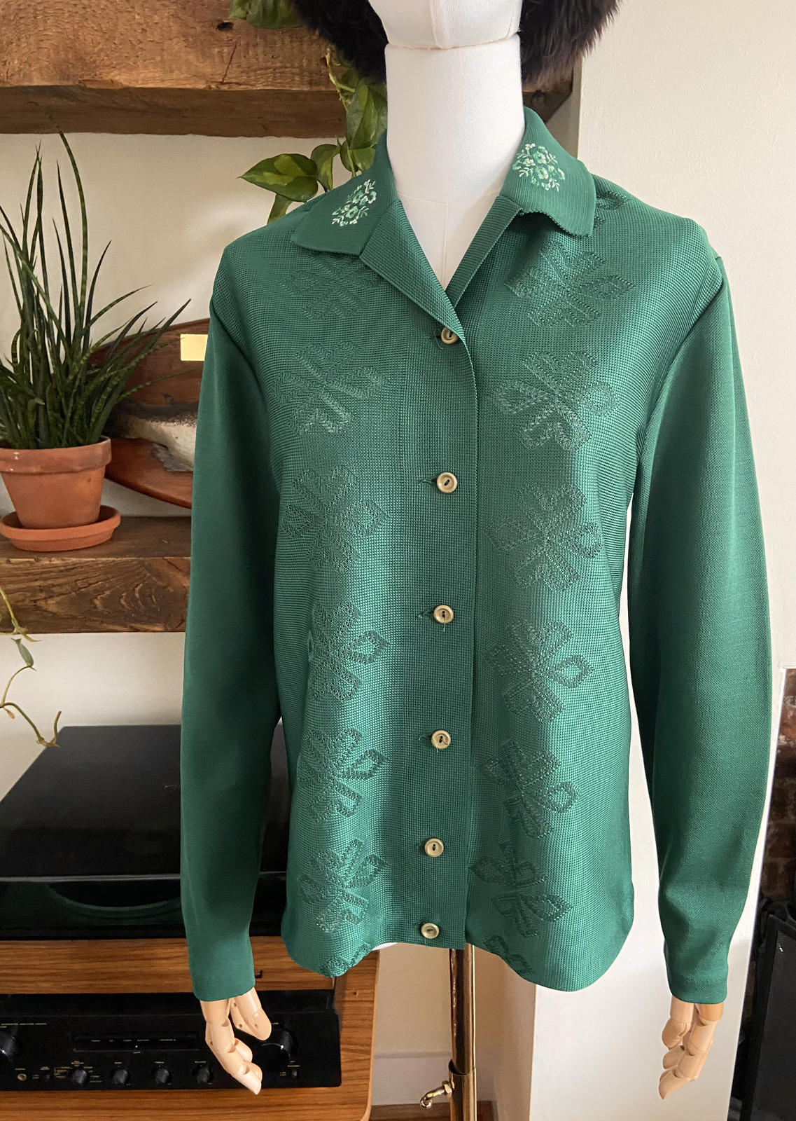Vintage 1970s Green Crimplene Cardigan