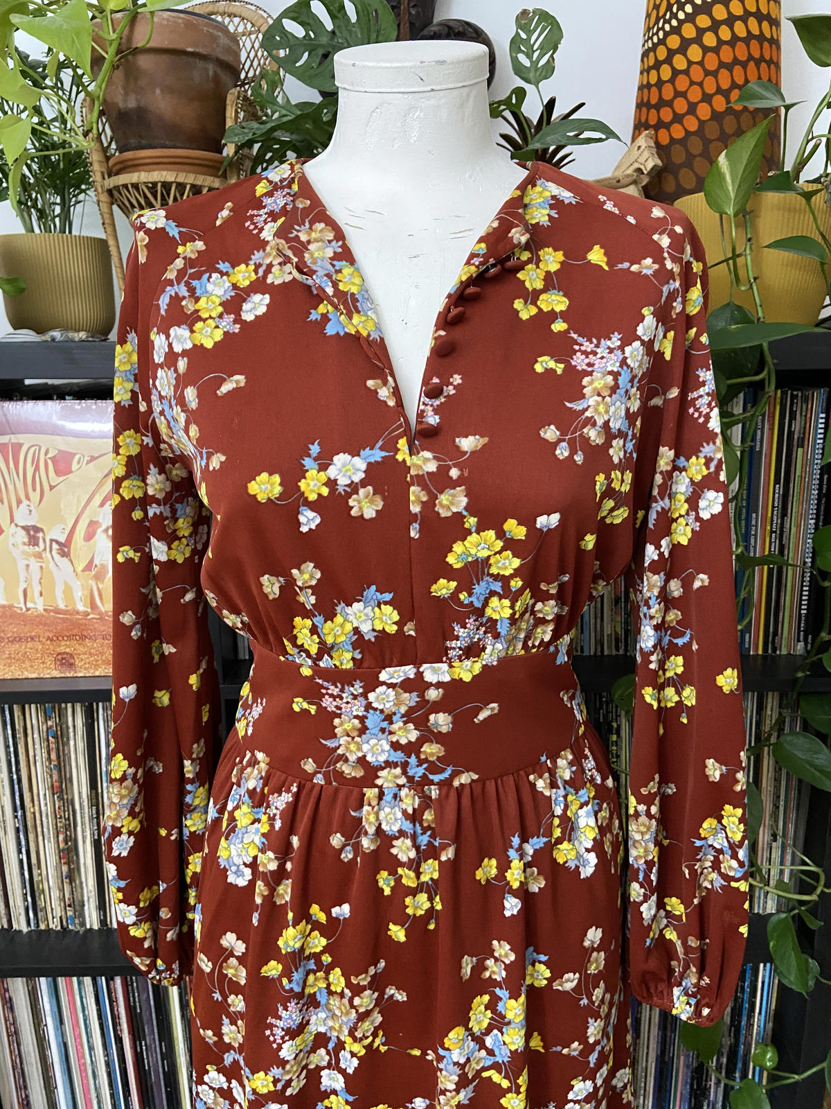 Vintage 1970s Brown Floral Button Dress