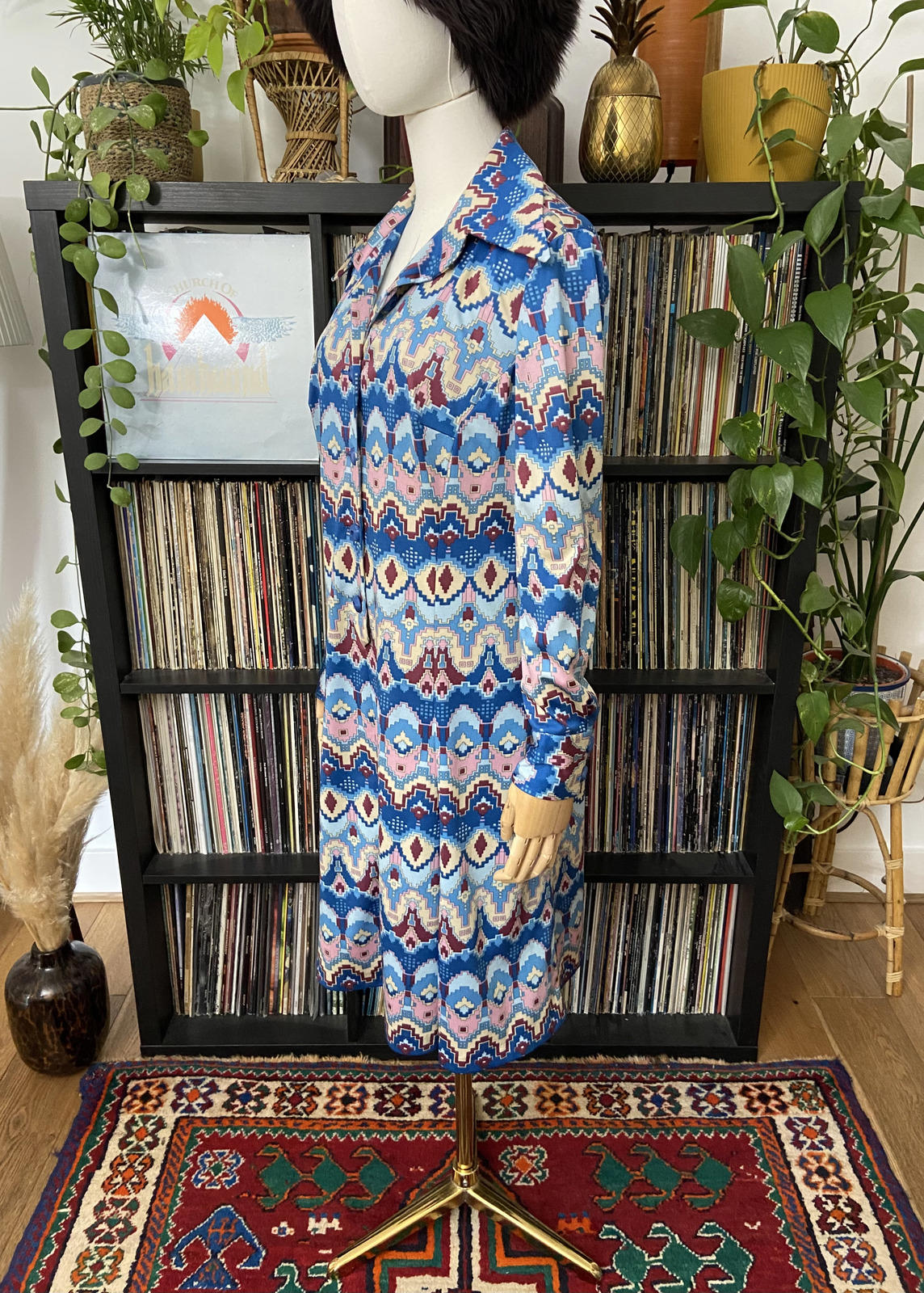 Vintage 1970s Geometric Dagger Collar Dress
