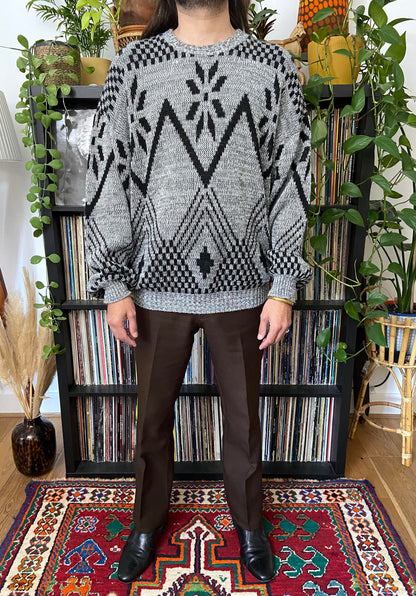 Vintage Large Grey & Black Knitted Jumper.