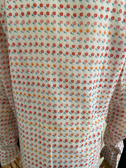 Vintage 1970s White Floral Dagger Collar Shirt