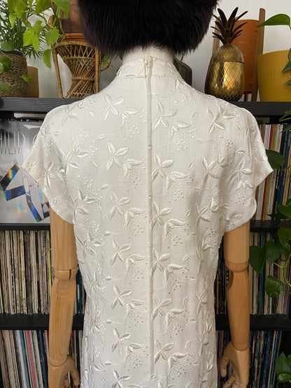 Vintage White Embroidered Qipao Dress