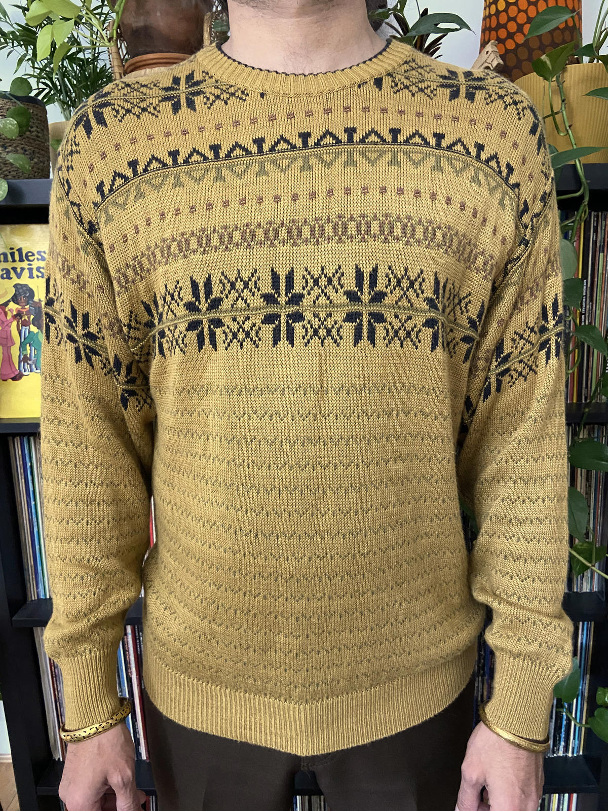 Vintage Patterned Yellow Jumper