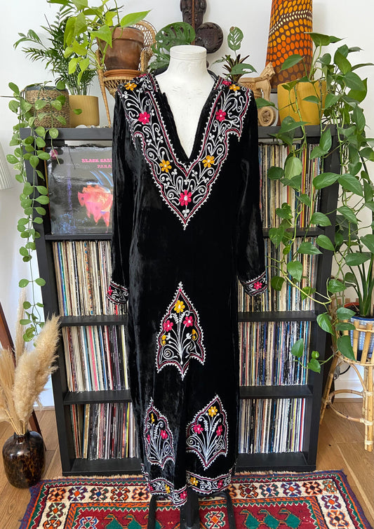 Vintage 1960s Indian Embroidered Hooded Dress