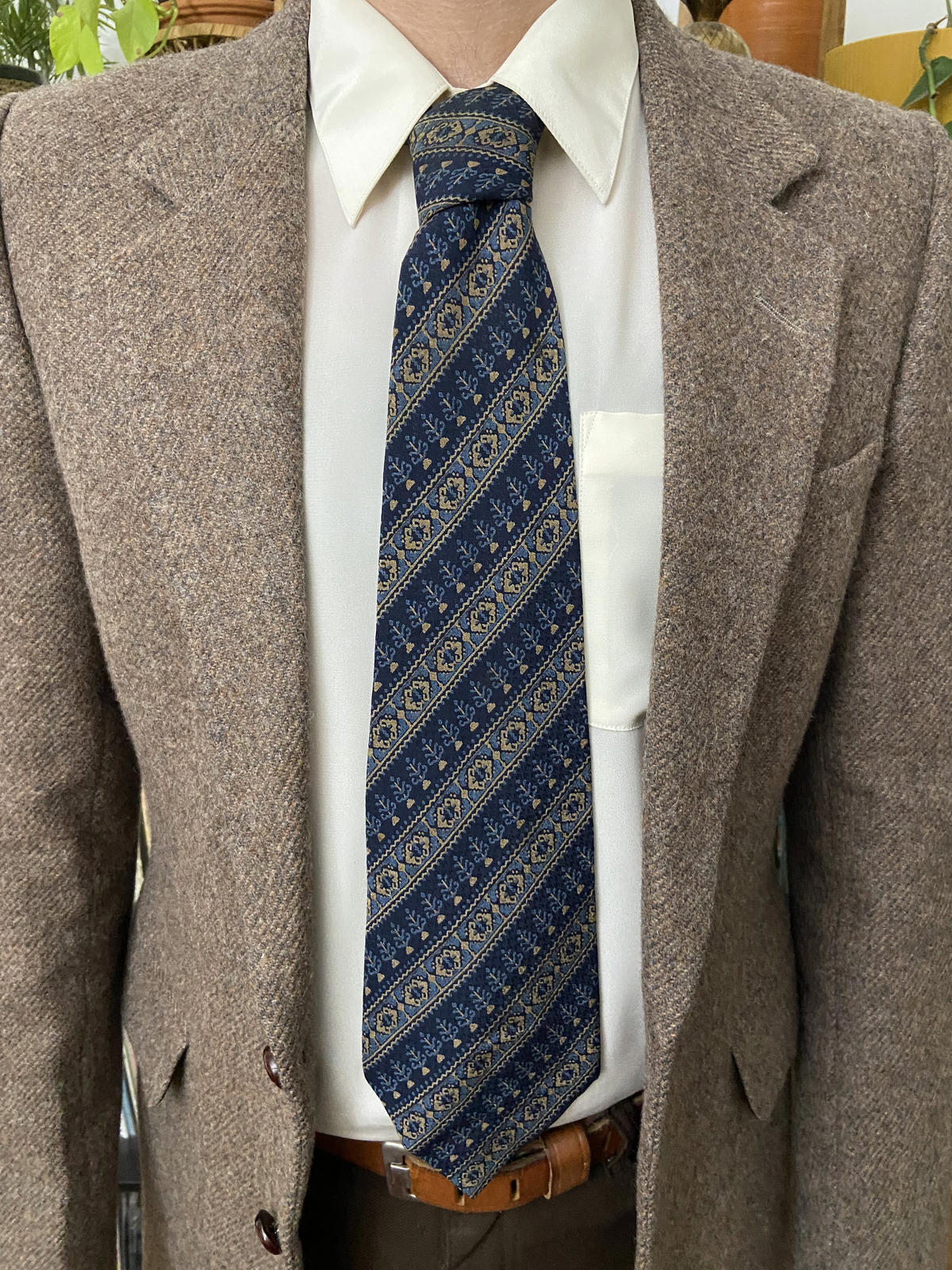 Vintage 1970s Yves Saint Laurent Silk Kipper Tie