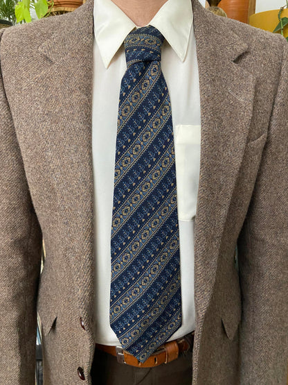 Vintage 1970s Yves Saint Laurent Silk Kipper Tie