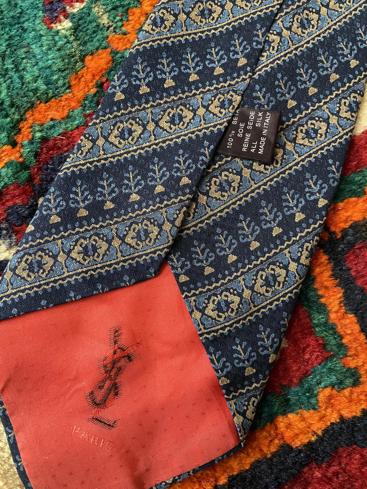 Vintage 1970s Yves Saint Laurent Silk Kipper Tie