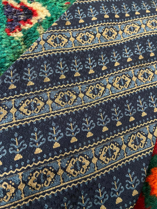 Vintage 1970s Yves Saint Laurent Silk Kipper Tie