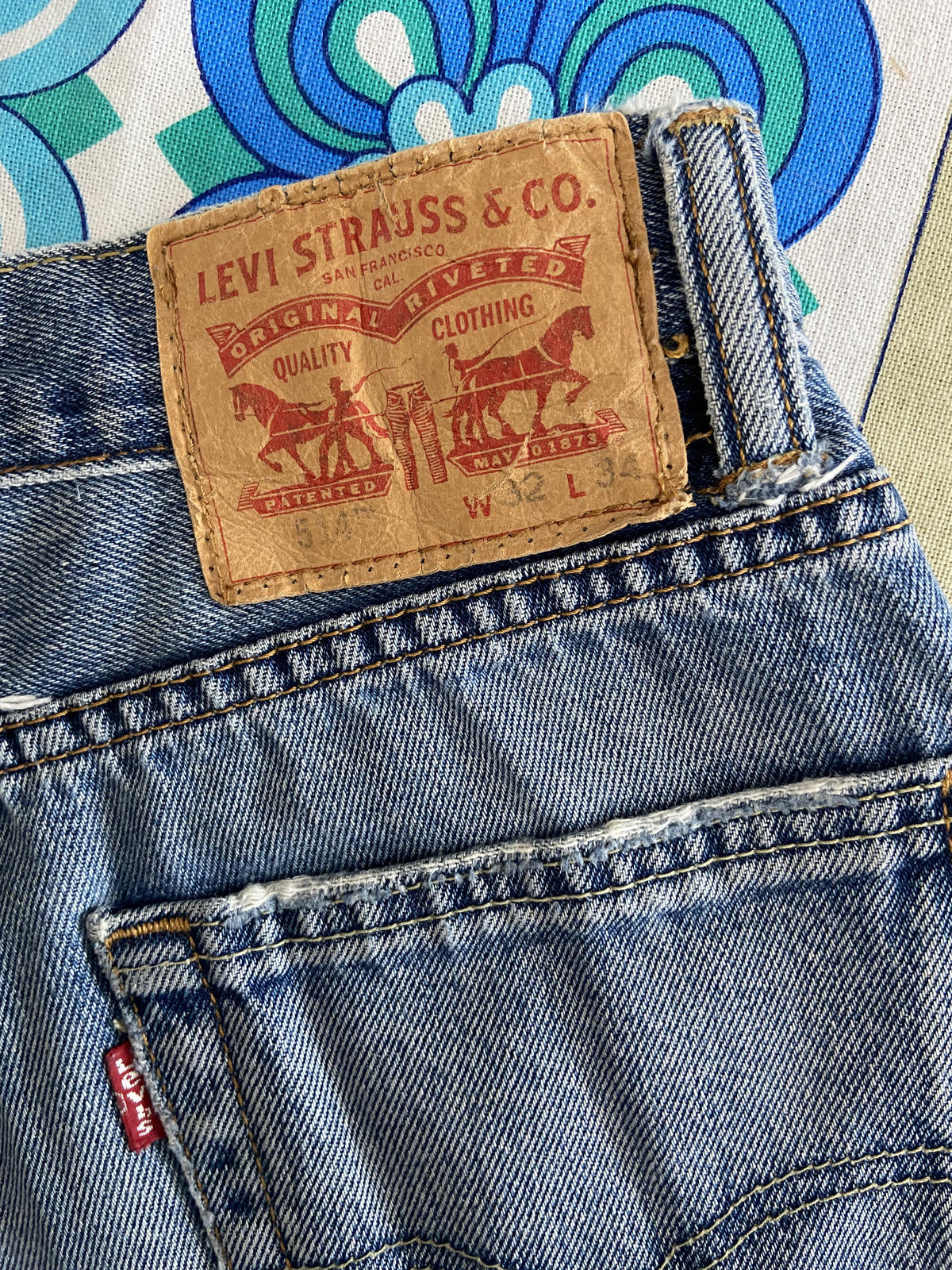Vintage Levis 514 Denim Shorts W26