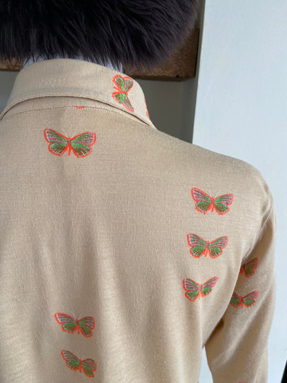 Vintage 1970s Beige Butterfly Dagger Collar Shirt