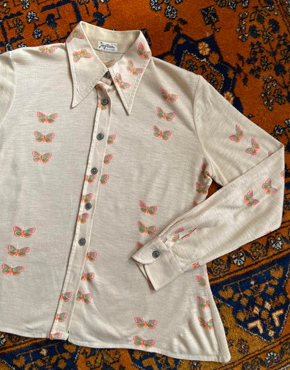 Vintage 1970s Beige Butterfly Dagger Collar Shirt