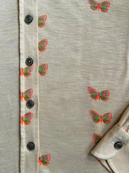 Vintage 1970s Beige Butterfly Dagger Collar Shirt