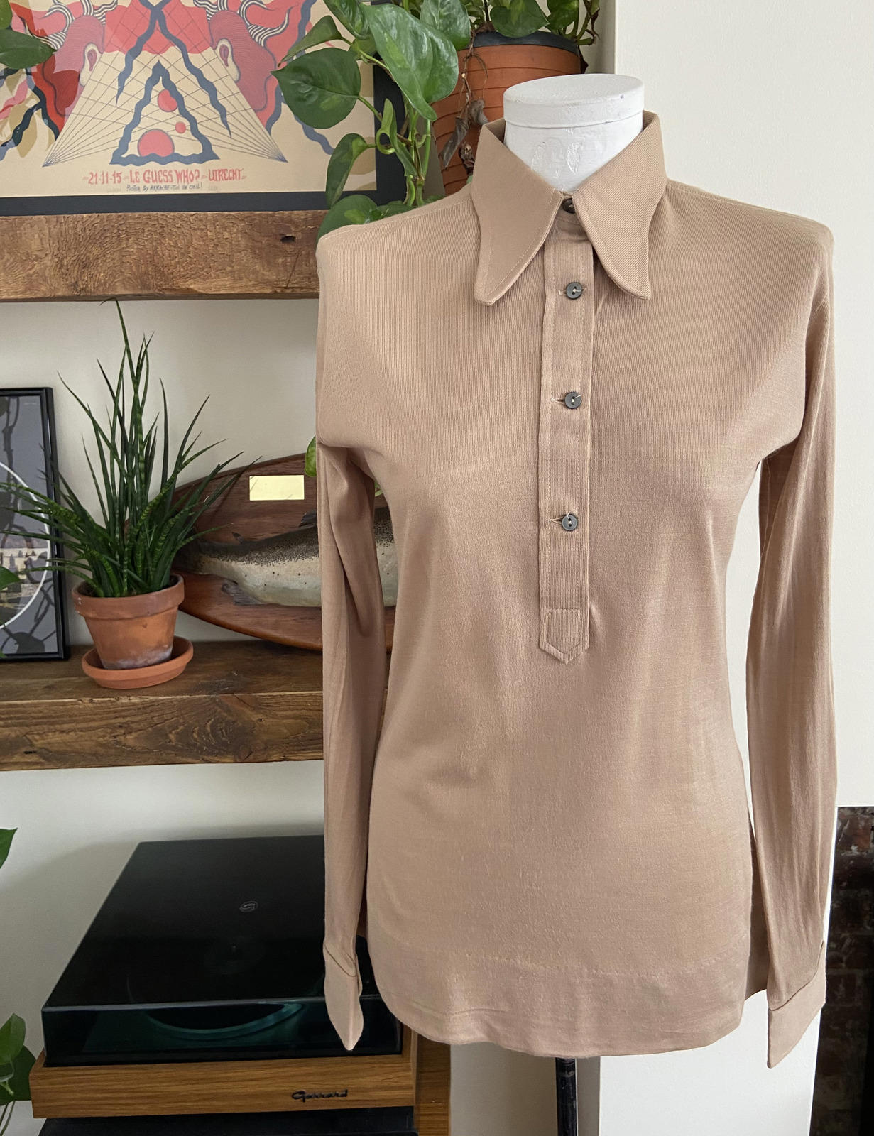 Vintage 1970s Beige Beagle Collar Jersey Shirt