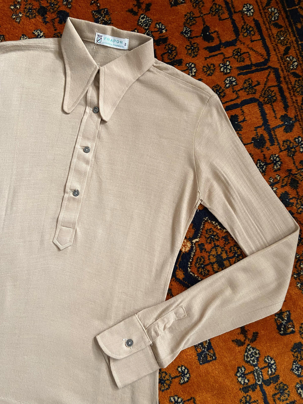 Vintage 1970s Beige Beagle Collar Jersey Shirt