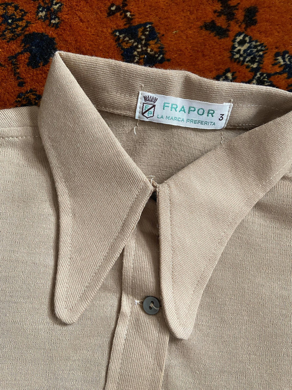Vintage 1970s Beige Beagle Collar Jersey Shirt