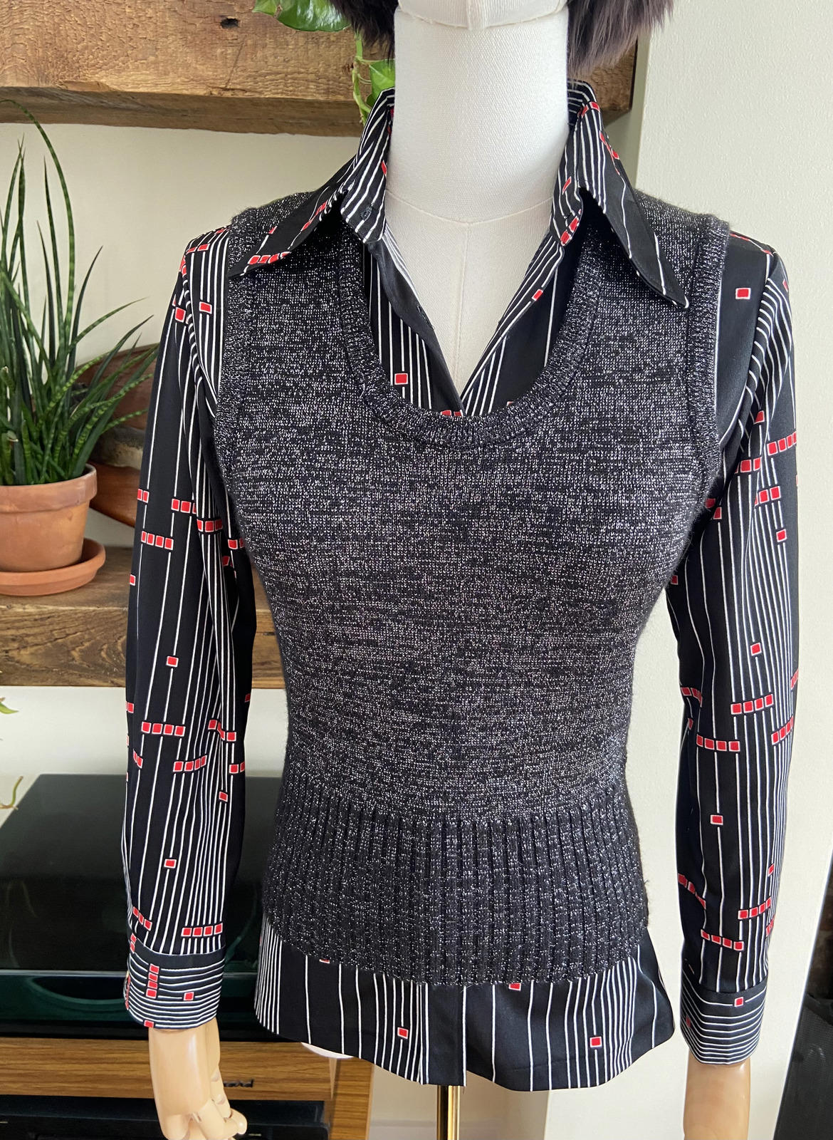 Vintage 1970s Black Silver Lurex Tank Top